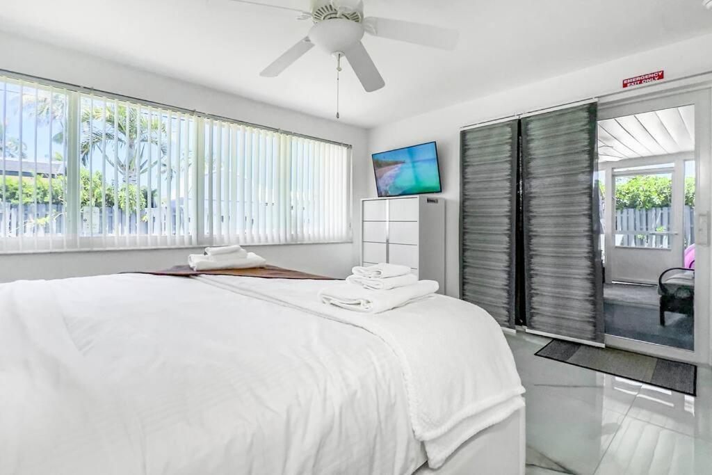 Amazing Home W Heated Pool 8 Mins To The Beach Lighthouse Point Exterior foto
